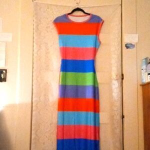 WOMEN'S STRIPED MAXI DRESS